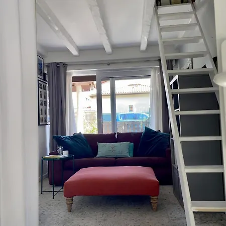 Le Petit Pin Holiday home